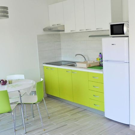 Apartments Zora Рогозница Екстериор снимка