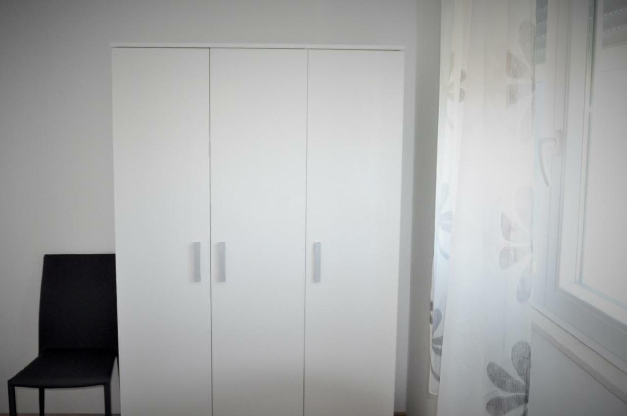 Apartments Zora Рогозница Екстериор снимка